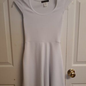 Women's/ junior white MYTH dress small